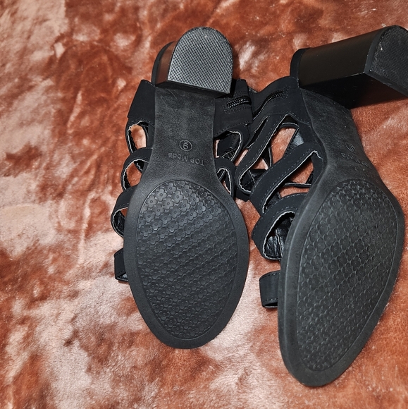 Top Moda Black Heels - Picture 5 of 12